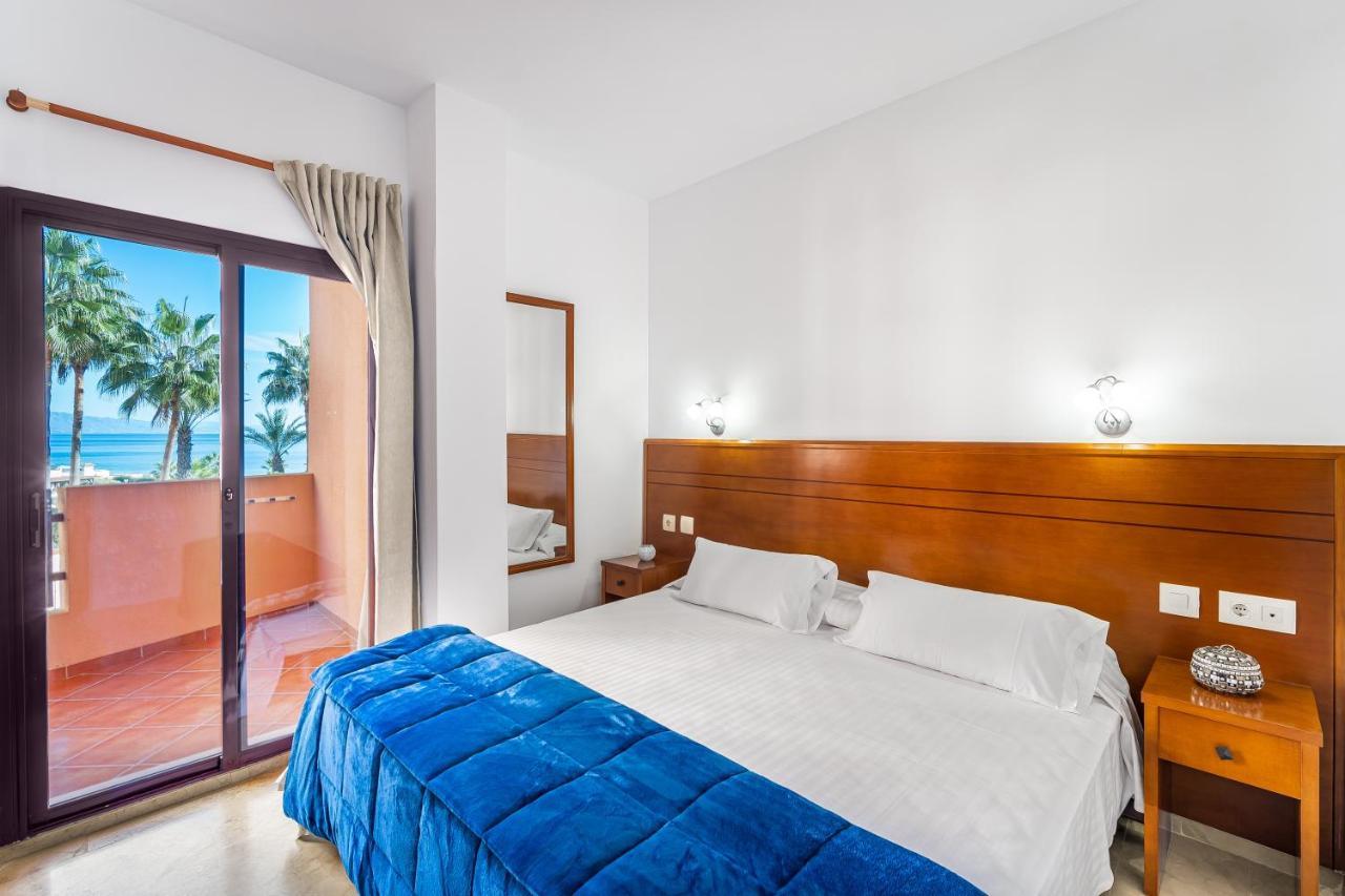 Don Juan Beach Resort Estepona Exterior foto